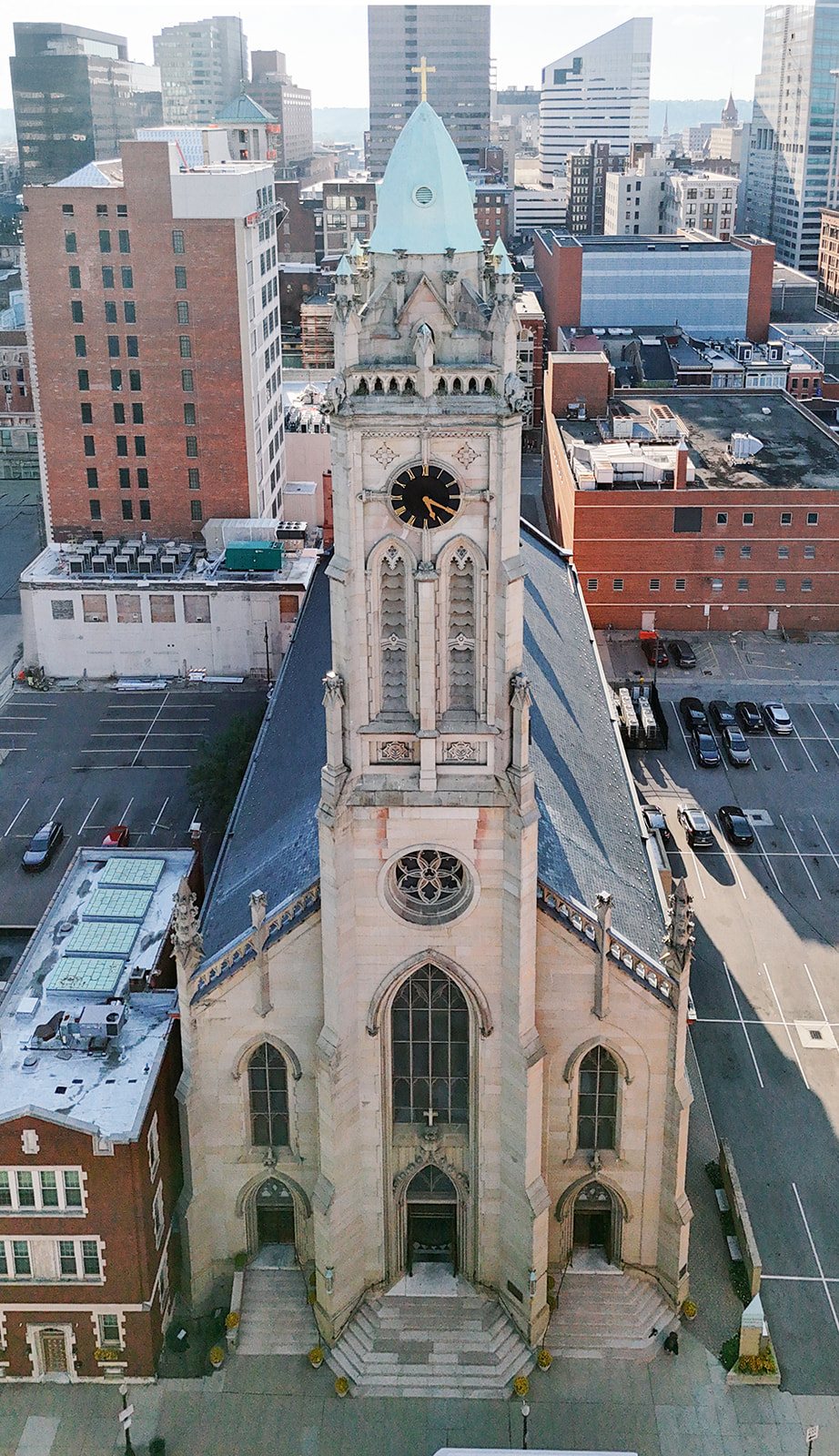 Andee & Quinn wedding at The Cincinnati Club: st francis xavier aerial.