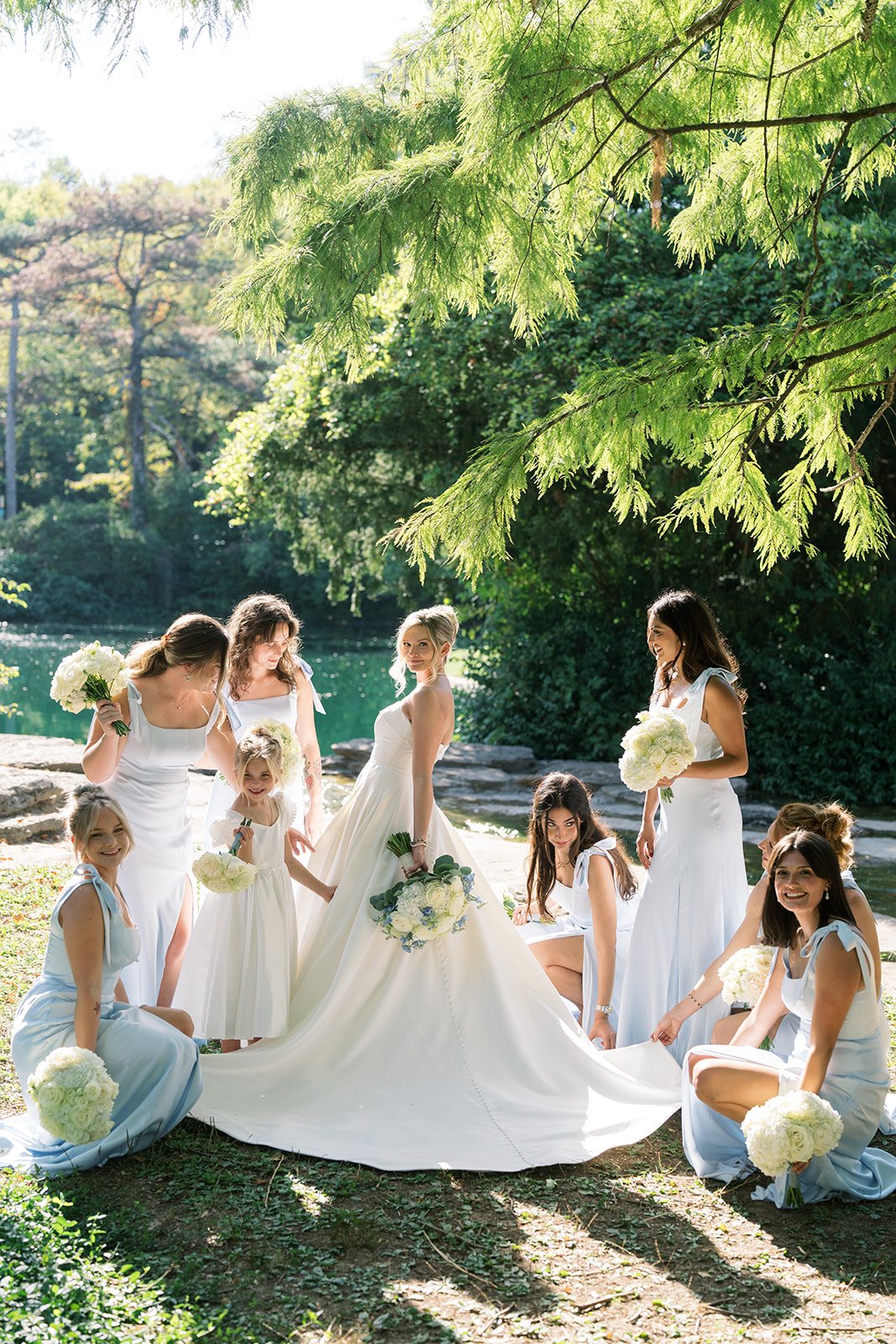 Andee & Quinn wedding at The Cincinnati Club: bridal party garden.