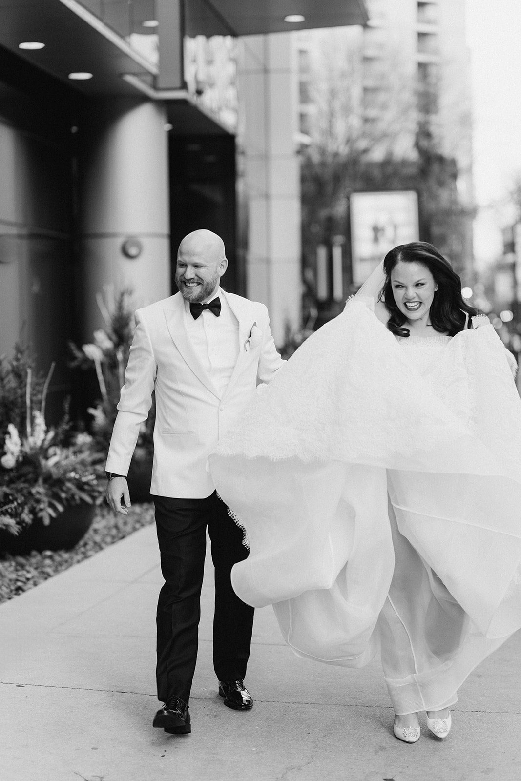 Clint and Ania wedding: clint ania chicago street black white.