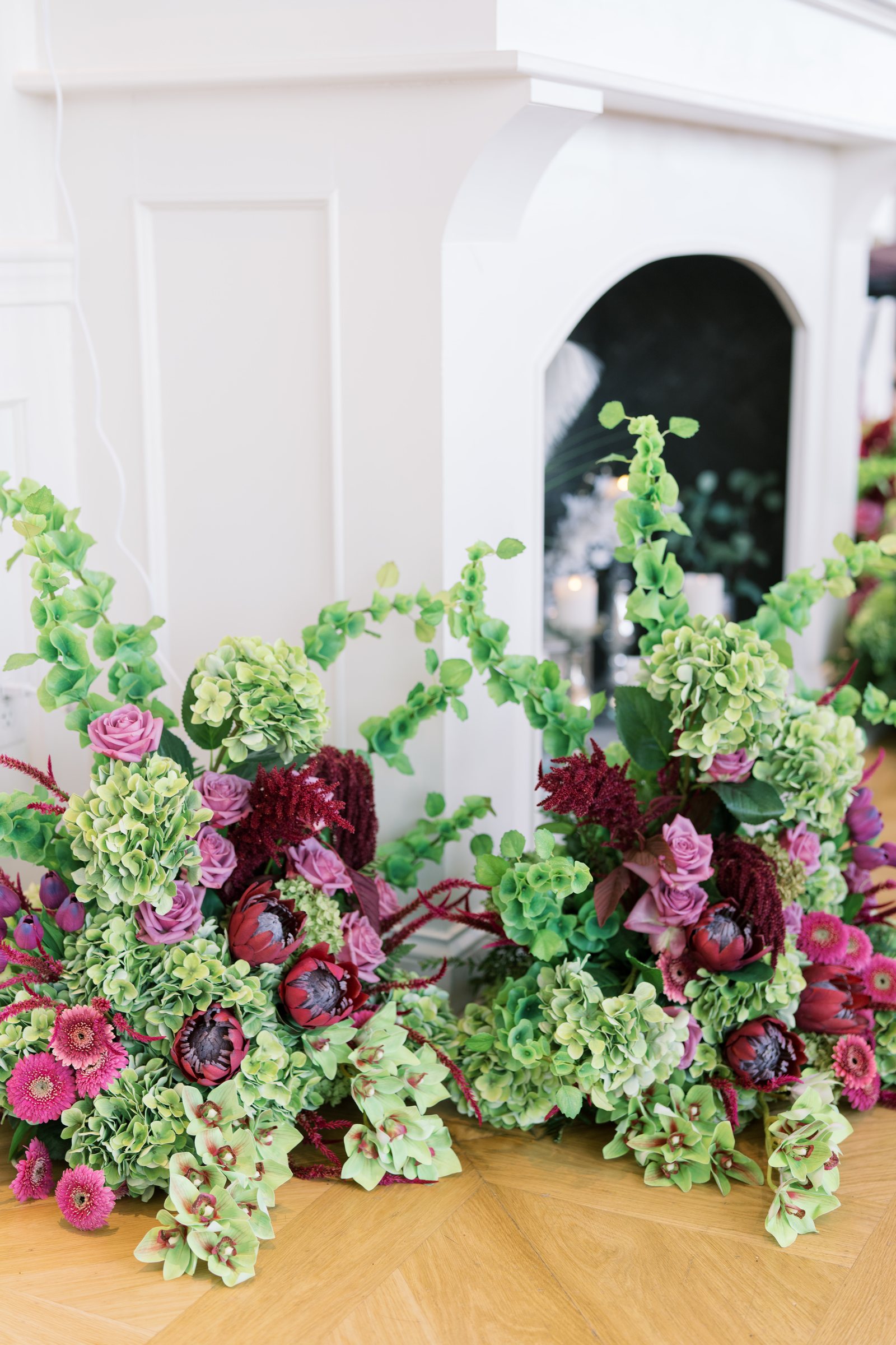 Kent and Nicolette wedding: colorful ceremony floral installation.