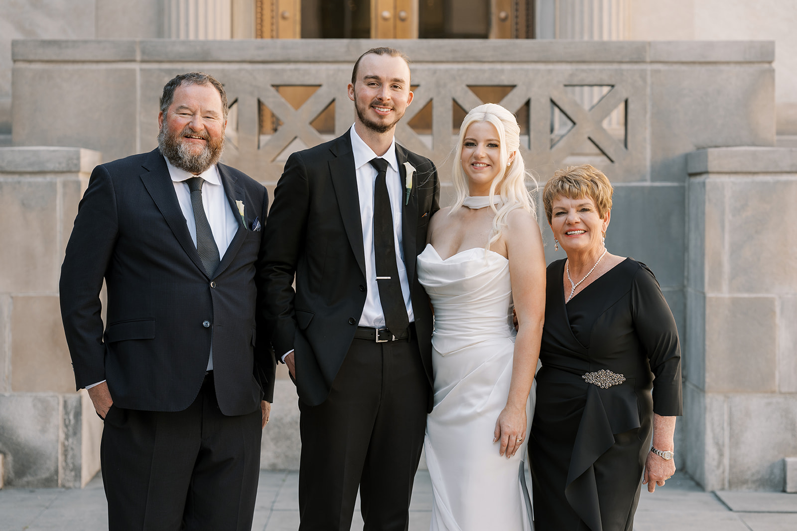 Niamh and Titus with two family members outside Cincinnati Art Museum