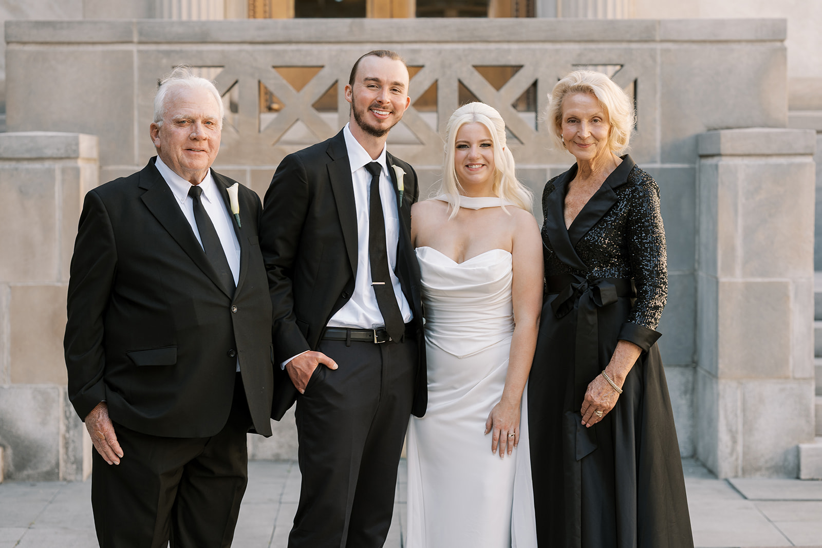 Titus with two family members outside Cincinnati Art Museum