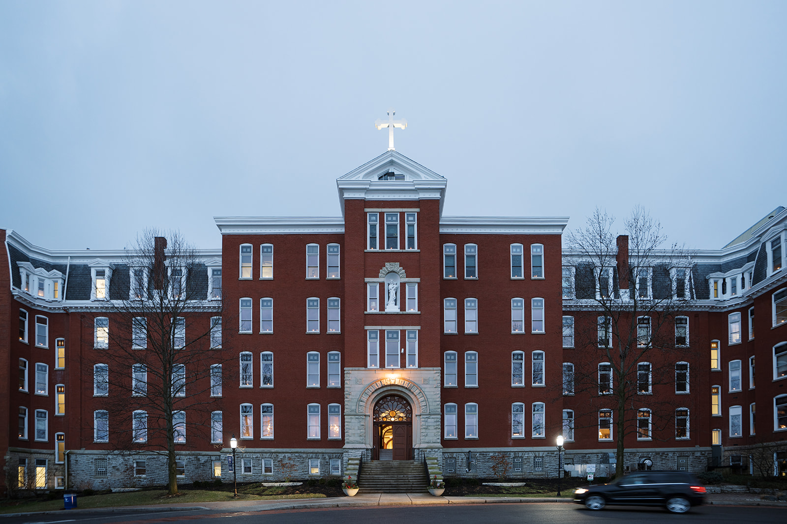 The Summit Country Day School wedding venue