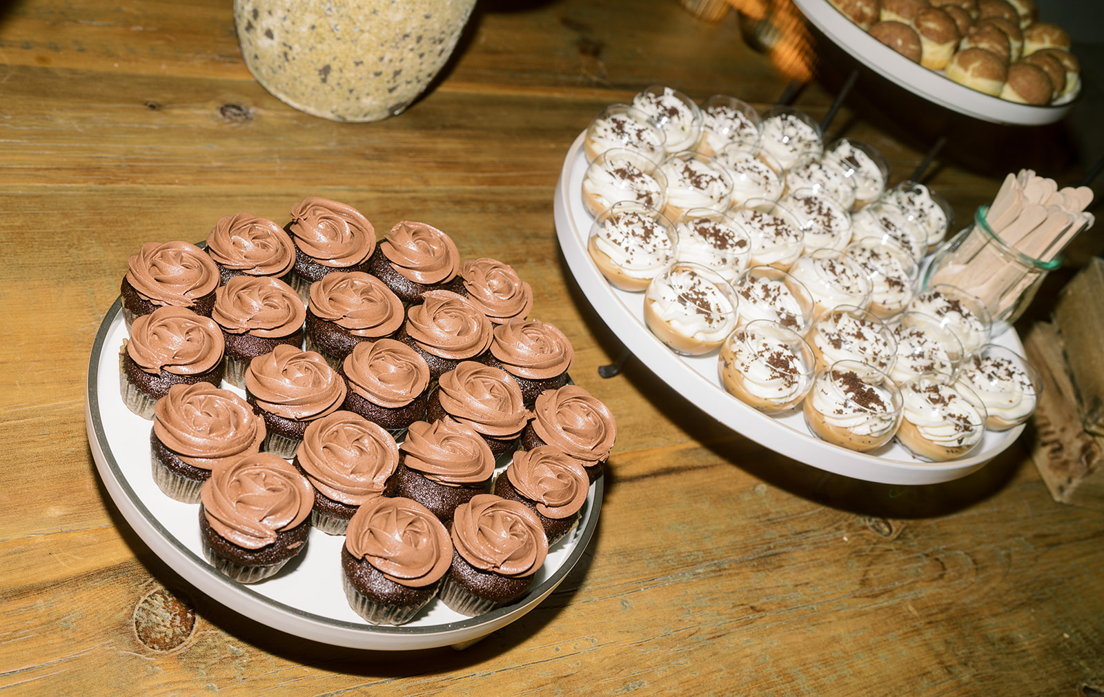 Chocolate cupcakes on the wedding dessert table