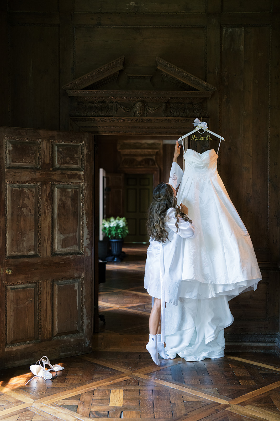 Wedding guests dancing at Zach and Olivia's Peterloon Estate reception, gallery view 4